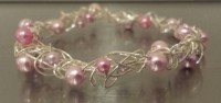 Stelt armband med vaxade pärlor och Sterling silver